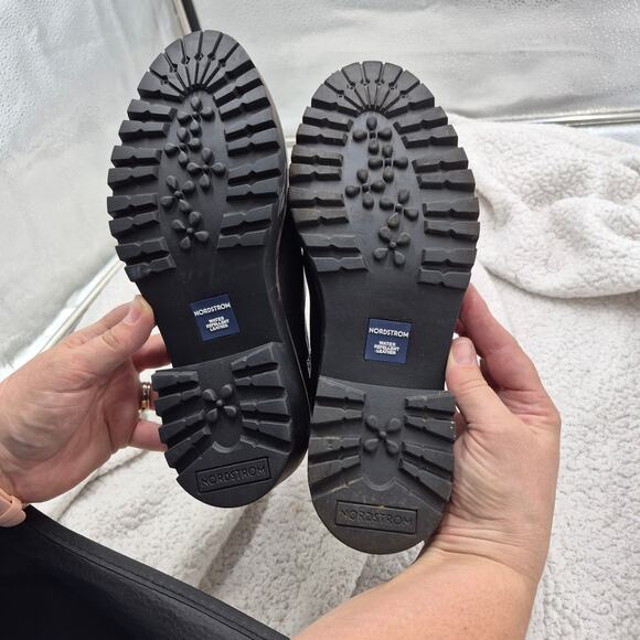 NEW Nordstrom Miah Water Resistant Chelsea Lug Boot black leather Womens size 9 - Picture 5 of 6